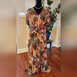 ONE WORLD Vibrant Leaf Print Maxi Dress